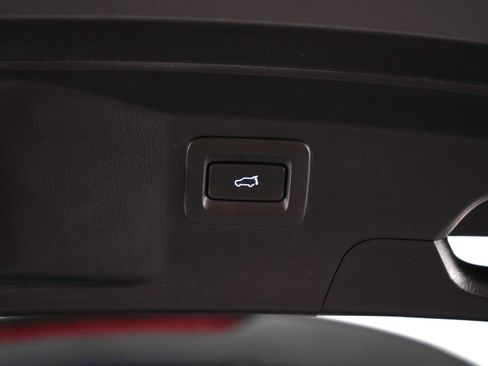 Used 2022 MAZDA CX-9 Touring w/ Touring Premium Package AWD/4WD image 18