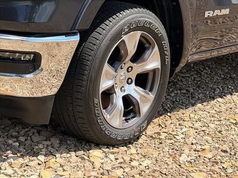 Used 2020 RAM 1500 Laramie AWD/4WD image 32