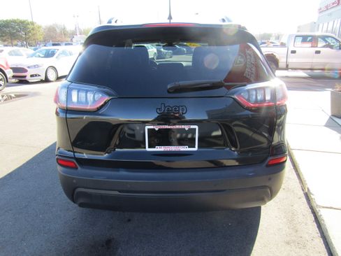 Used 2023 Jeep Cherokee Altitude Lux image 6