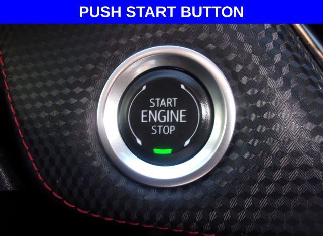 Used 2025 Chevrolet Equinox RS FWD image 2