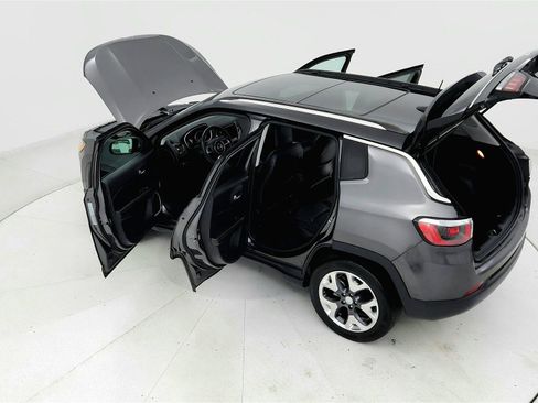 Used 2018 Jeep Compass Limited w/ Navigation Group FWD image 22