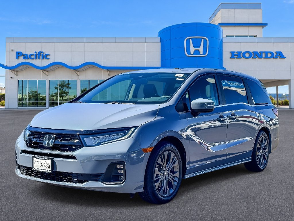 New 2027 Honda Odyssey Touring image 3