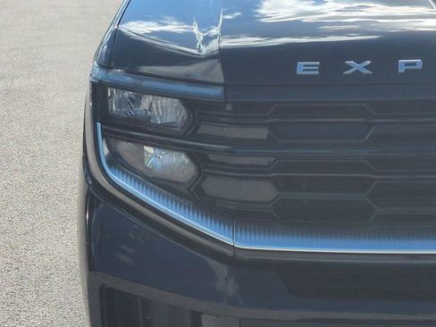 New 2025 Ford Expedition Platinum w/ Platinum Ultimate Package image 10