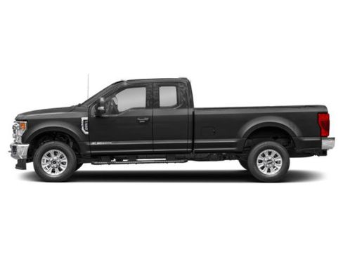 Used 2022 Ford F250 XL w/ Power Equipment Group AWD/4WD image 3