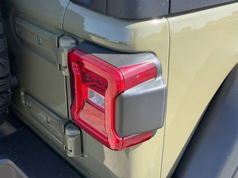 New 2026 Jeep Wrangler Rubicon image 7