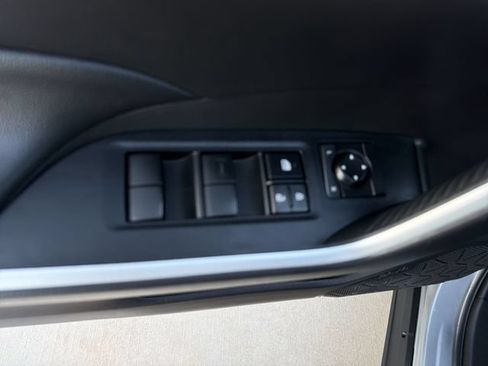 Certified 2025 Toyota RAV4 LE FWD image 10