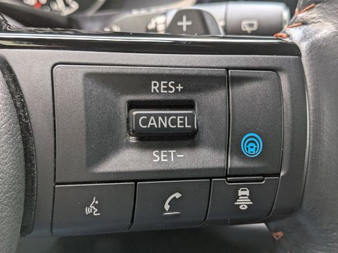 Used 2023 Nissan Pathfinder Rock Creek AWD/4WD image 15