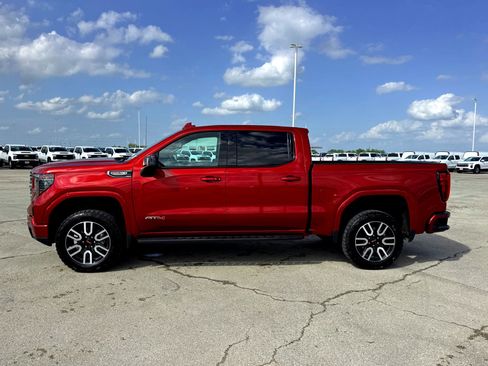 Used 2024 GMC Sierra 1500 AT4 w/ Technology Package image 11