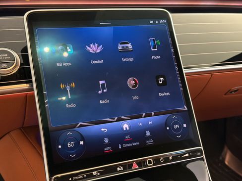 Certified 2023 Mercedes-Benz S 500 4MATIC image 19