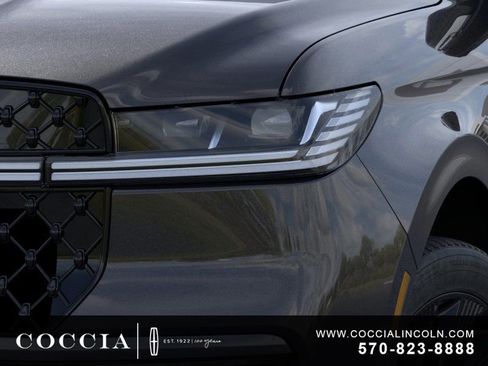 New 2026 Lincoln Navigator L Reserve w/ Jet Appearance Package AWD/4WD image 18