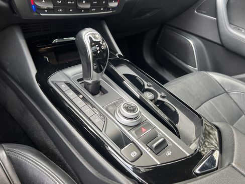 Used 2018 Maserati Levante GranSport image 31