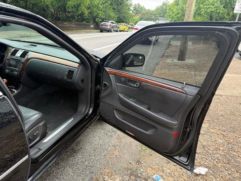 Used 2007 Cadillac DTS Performance FWD image 15