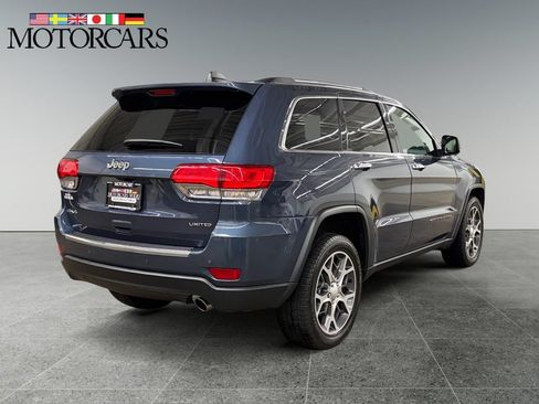Used 2019 Jeep Grand Cherokee Limited AWD/4WD image 3