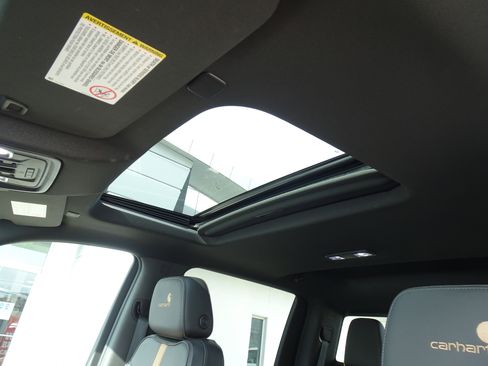 Used 2021 Chevrolet Silverado 2500 LTZ w/ Carhartt Edition image 14