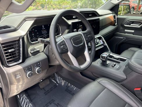 Used 2025 GMC Sierra 1500 Denali w/ Denali Reserve Package AWD/4WD image 18