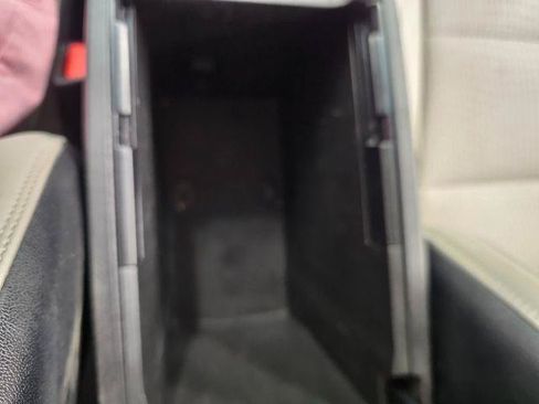 Used 2015 Toyota Camry SE FWD image 22