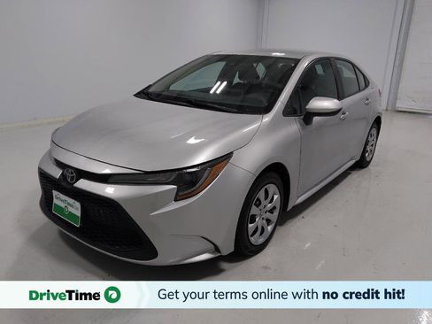 Used 2021 Toyota Corolla LE image 1