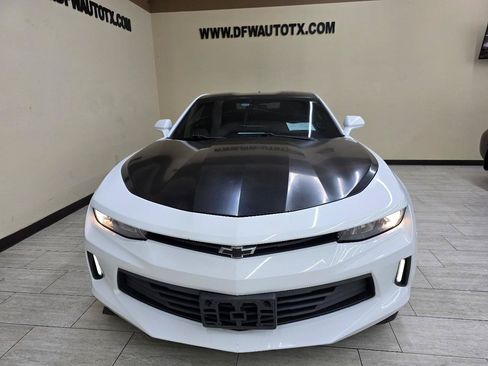 Used 2017 Chevrolet Camaro LT RWD image 3