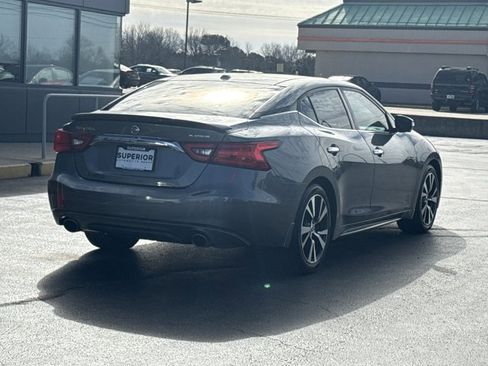 Used 2017 Nissan Maxima Platinum image 3