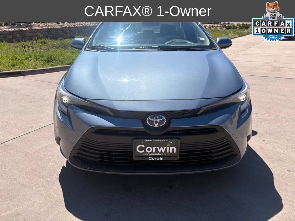 Used 2025 Toyota Corolla LE w/ Carpet Mat Package (TMS) FWD image 2