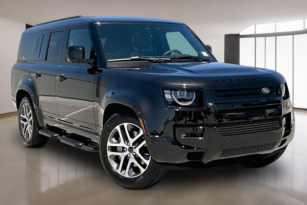 New 2026 Land Rover Defender 130 X-Dynamic SE AWD/4WD image 2