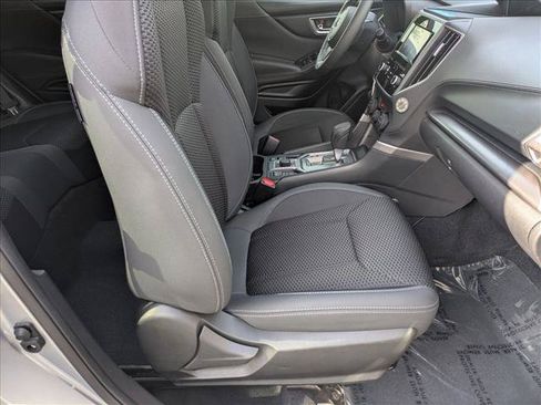 Used 2020 Subaru Forester Premium AWD/4WD image 21