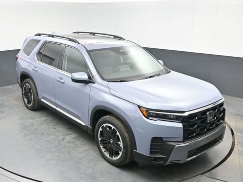 New 2026 Honda Pilot Touring image 13