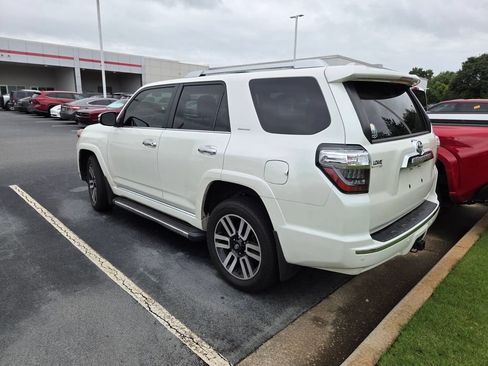 Used 2023 Toyota 4Runner Limited AWD/4WD image 7