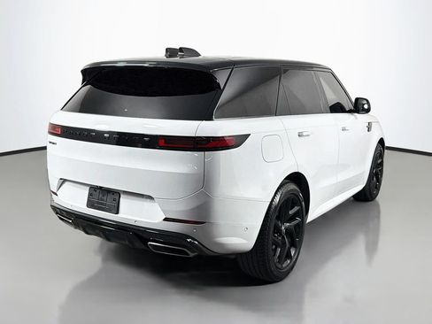 Used 2025 Land Rover Range Rover Sport Dynamic SE AWD/4WD image 5