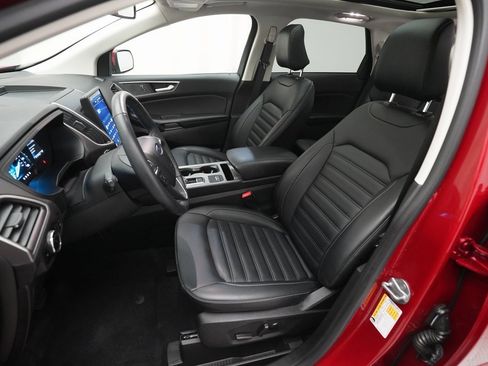 Used 2024 Ford Edge SEL w/ Convenience Package image 7