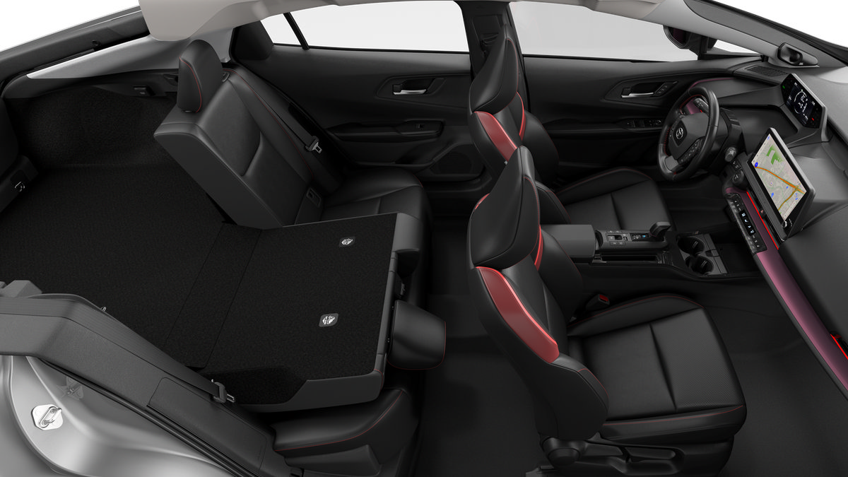 New 2027 Toyota Prius Plug-In Hybrid FWD image 4