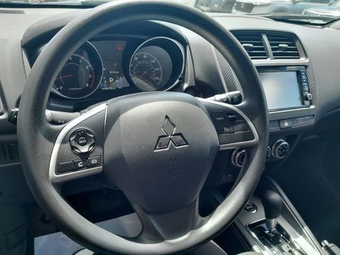 Used 2024 Mitsubishi Outlander Sport ES AWD/4WD image 11