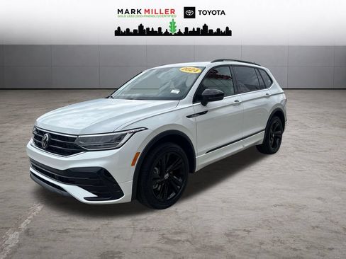 Used 2024 Volkswagen Tiguan SE R-Line AWD/4WD image 1