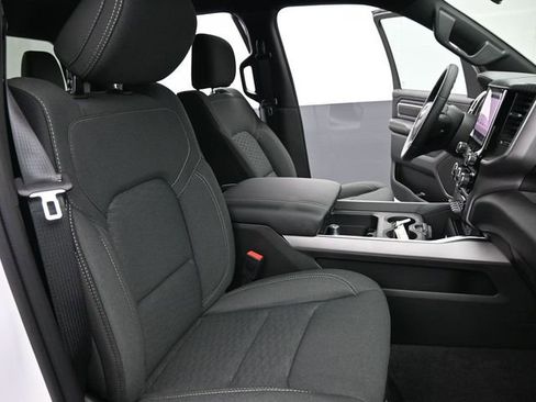 New 2026 RAM 1500 4x4 Crew Cab image 19