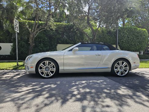 Used 2013 Bentley Continental GT AWD/4WD image 37
