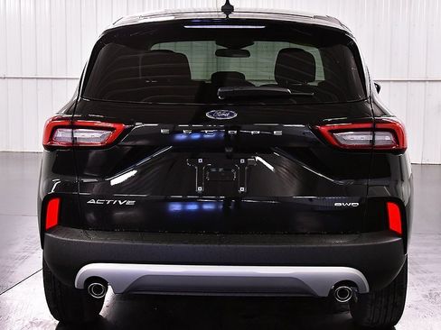 New 2025 Ford Escape Active w/ Cold Weather Package image 6