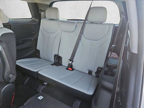 Used 2022 Hyundai Palisade SEL w/ Convenience Package image 19