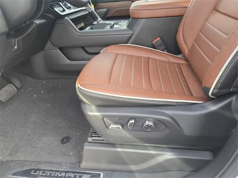 New 2026 GMC Sierra 3500 Denali Ultimate image 18