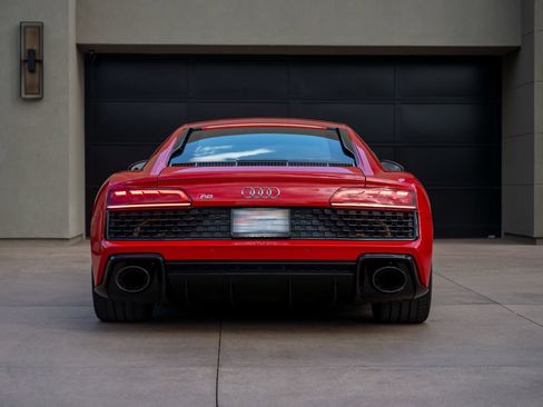 Used 2023 Audi R8 V10 performance RWD image 3