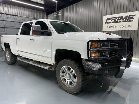 Used 2017 Chevrolet Silverado 2500 High Country w/ Duramax Plus Package AWD/4WD image 2