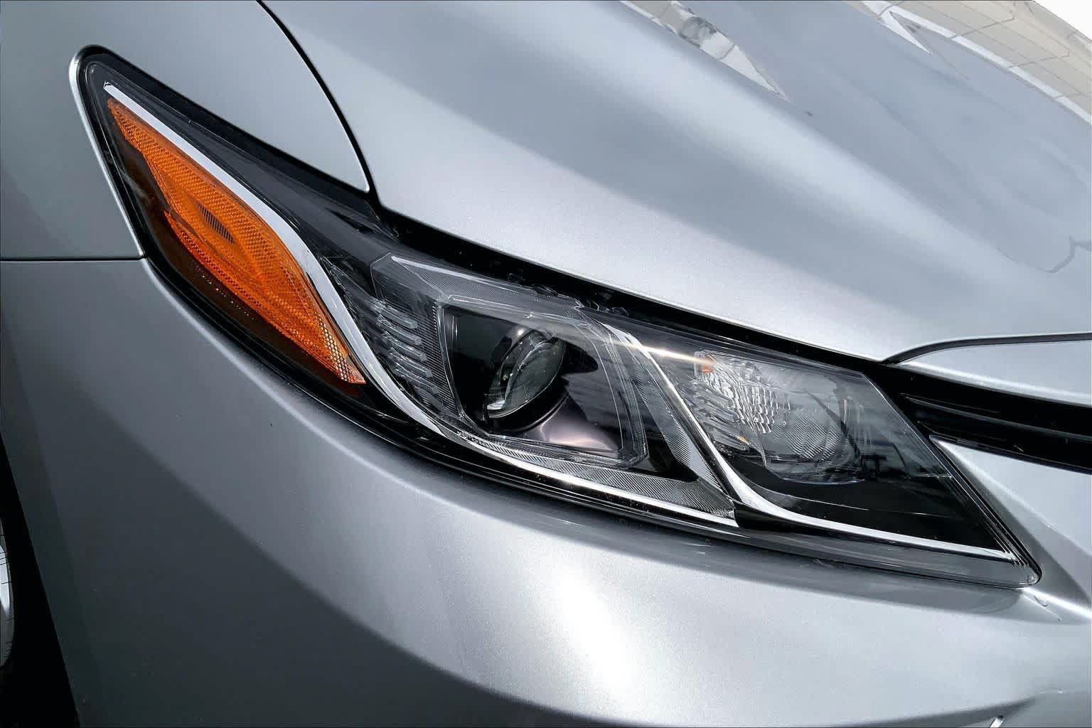 Used 2024 Toyota Camry LE w/ Convenience Package FWD image 27