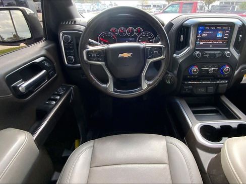 Used 2021 Chevrolet Silverado 1500 LTZ image 11