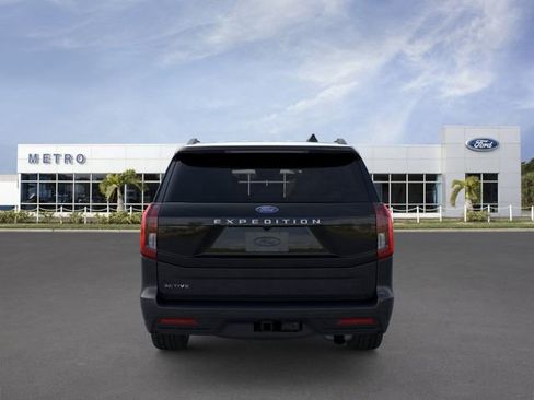 New 2026 Ford Expedition Active RWD image 5