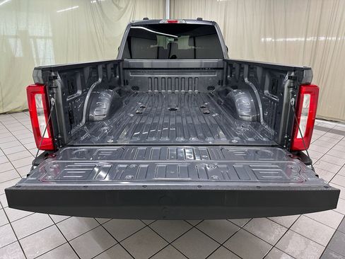 Used 2023 Ford F350 XLT image 10