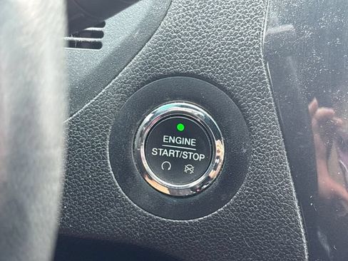 Used 2017 Ford Explorer Limited AWD/4WD image 19