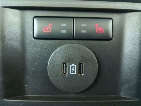 New 2026 Ford F250 Lariat w/ Black Appearance Package image 16