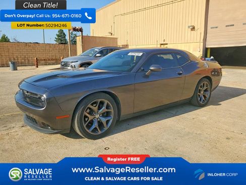 Used 2016 Dodge Challenger SXT Plus image 1