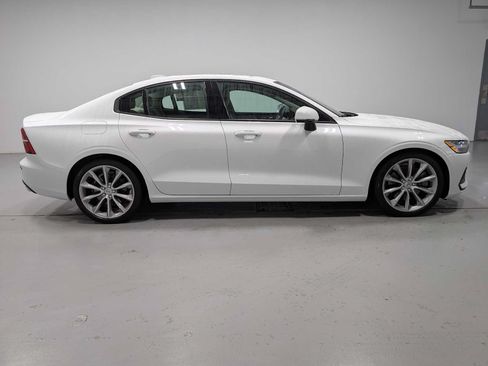 Used 2020 Volvo S60 T6 Momentum w/ Protection Package Premier AWD/4WD image 7