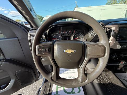 Used 2019 Chevrolet Silverado 1500 Custom w/ Custom Convenience Package image 6