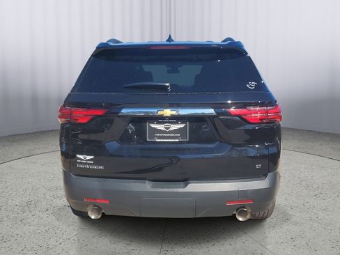 Used 2023 Chevrolet Traverse LT image 5